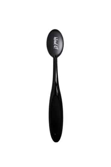 BLEND IT owalny pędzel Oh! Brush 04