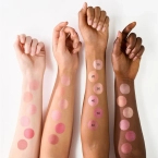 essence Soft BAKED Blush - Róż wypiekany 10 Soft Bloom 4,5g